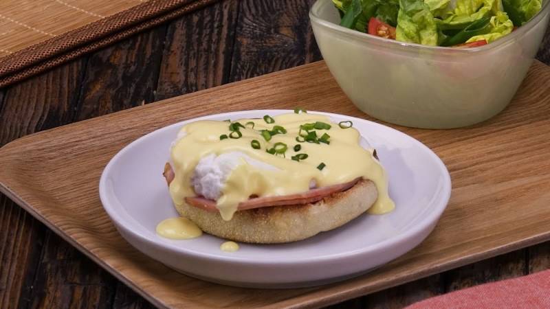 Avocado Poached Eggs Photography