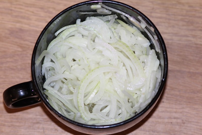 Маринованный лук