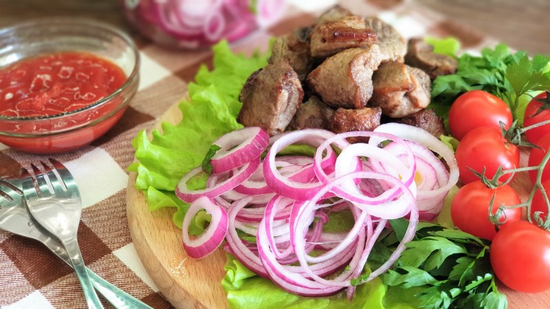 Мини лук маринованный