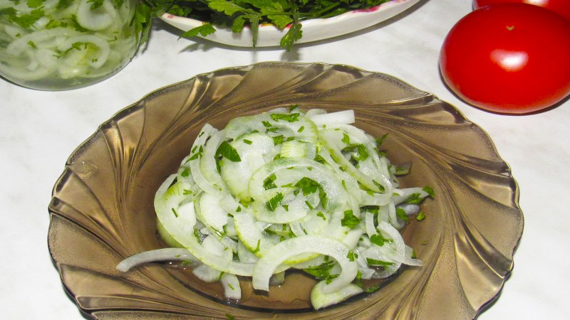 Маринованный лук