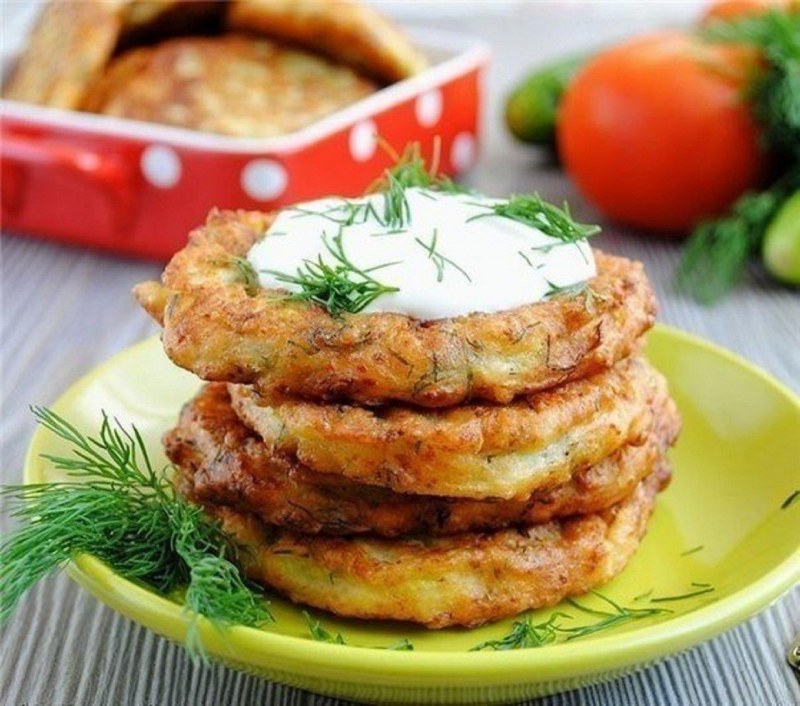 Кабачково-сырные оладьи