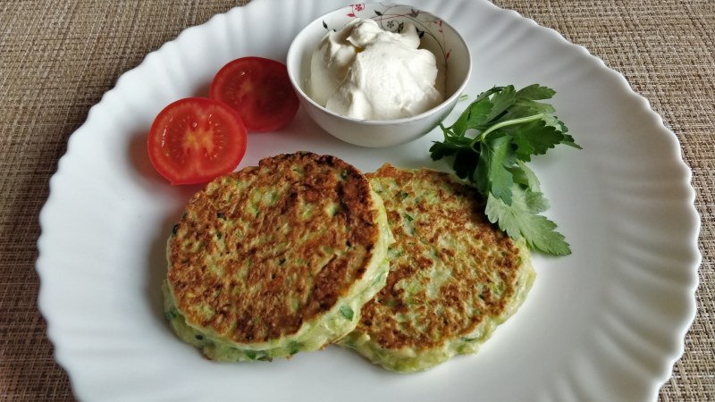 Оладьи из кабачков с сыром
