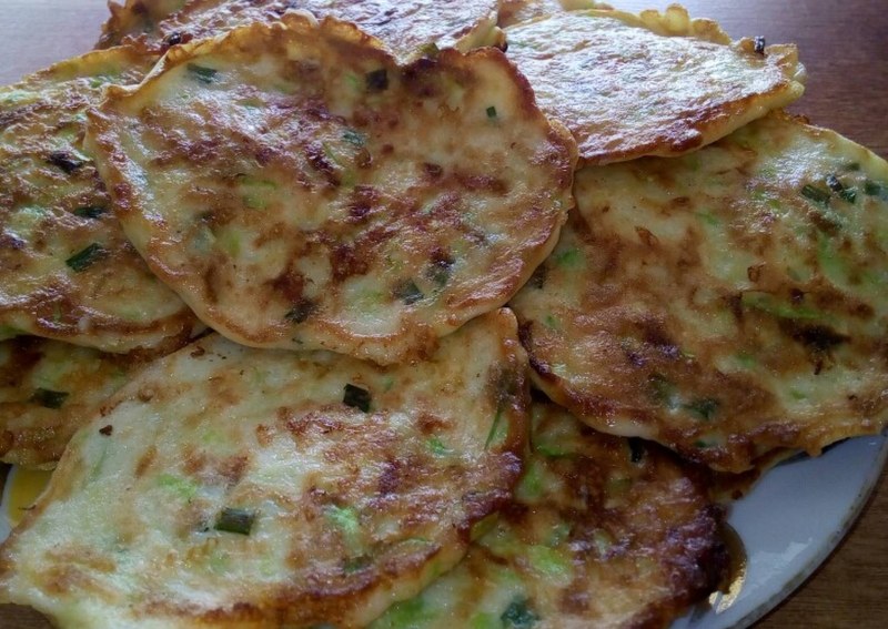 Кабачково-морковные оладьи