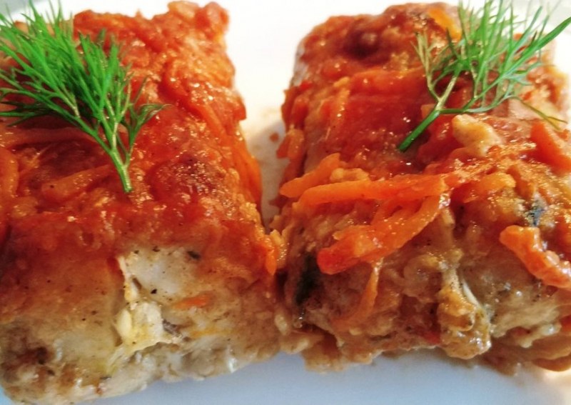 Минтай в маринаде с морковью и луком