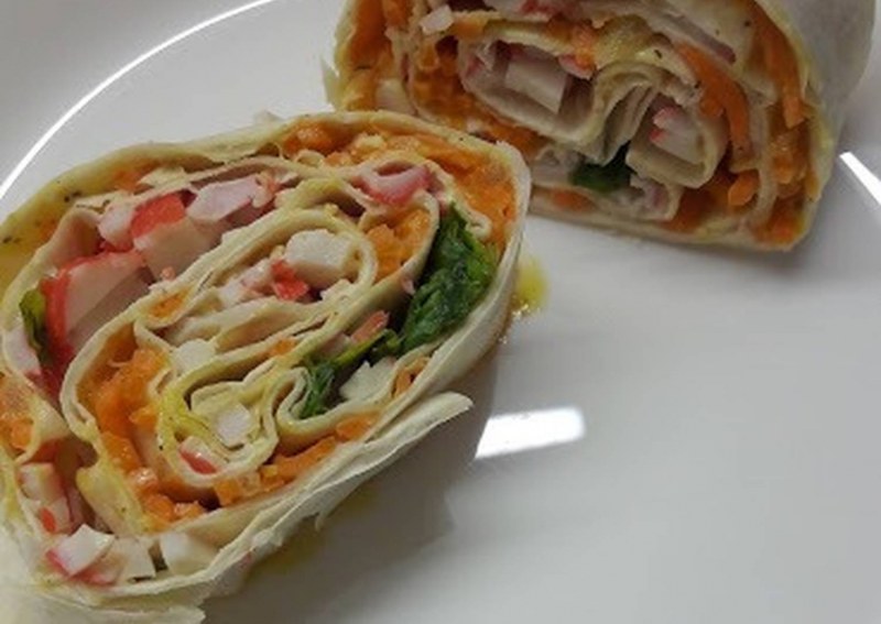 Рулетики из лаваша с курицей
