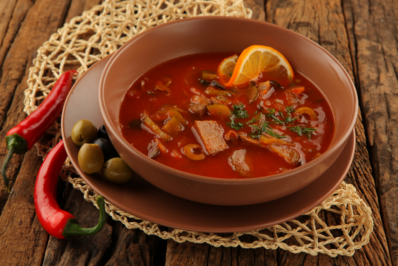 Солянка сборная мясная