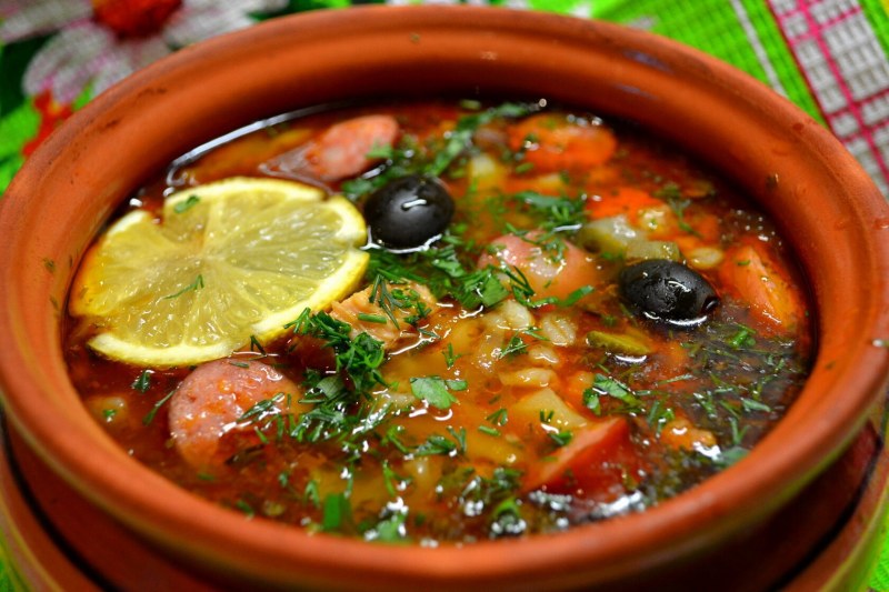 Солянка сборная мясная
