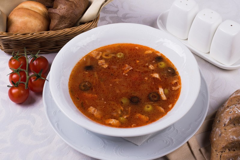 Солянка сборная мясная