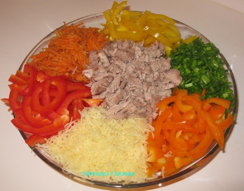 Салат Калейдоскоп с корейской морковкой