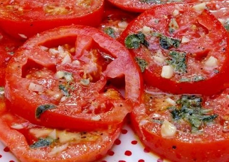 Закуска из помидор