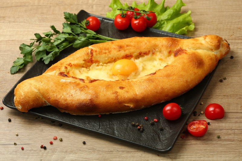 Грузинская кухня Аджарские хачапури