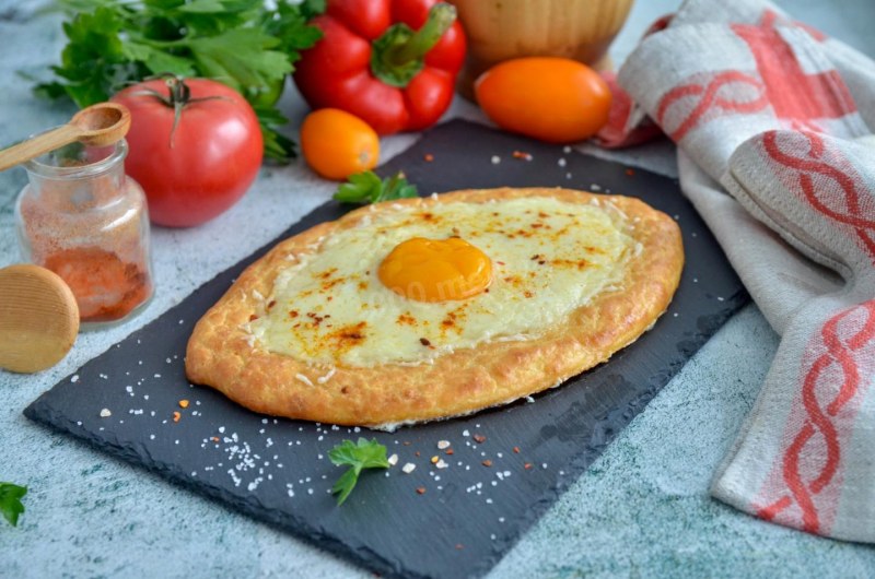 Хачапури по-аджарски