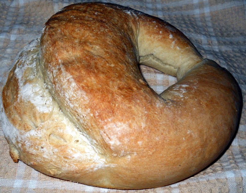 Калач из дрожжевого теста
