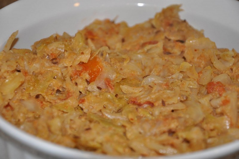 Салат Петровский грибной с квашеной капустой и огурцами