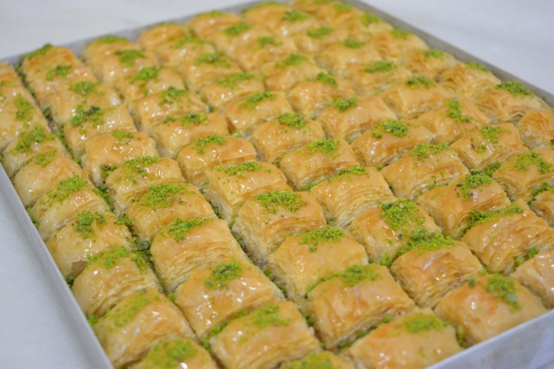 Пахлава медовая с грецким орехом