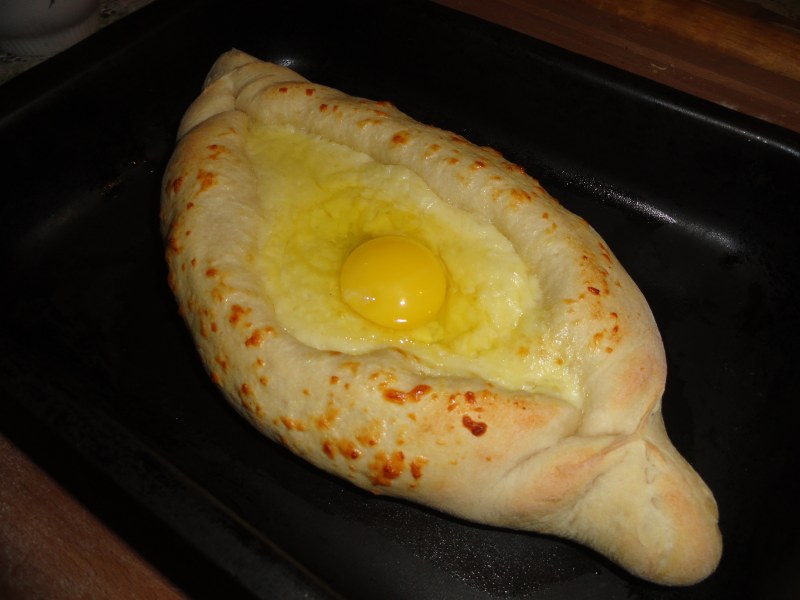 Хачапури по-аджарски