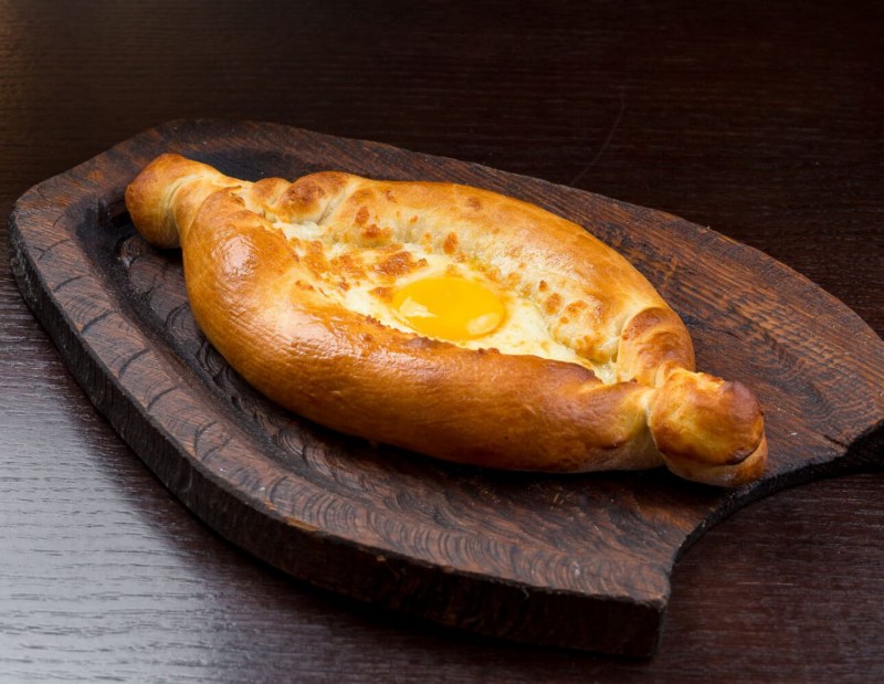 Adjarian Khachapuri