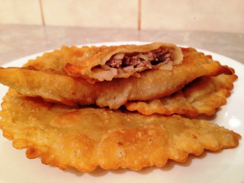 Чебуреки домашние