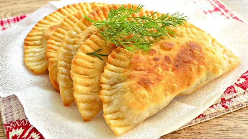 Пирожки чебуреки