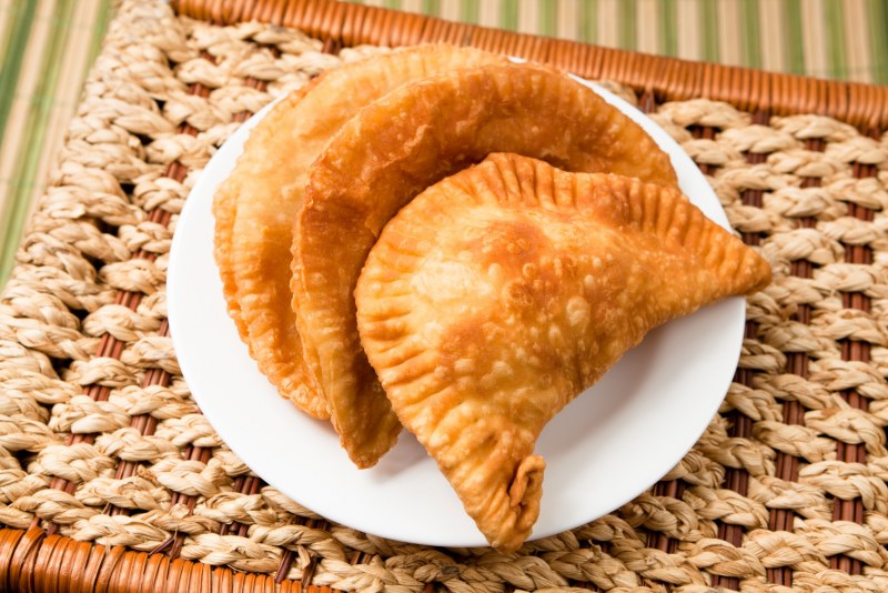 Самые вкусные и сочные чебуреки