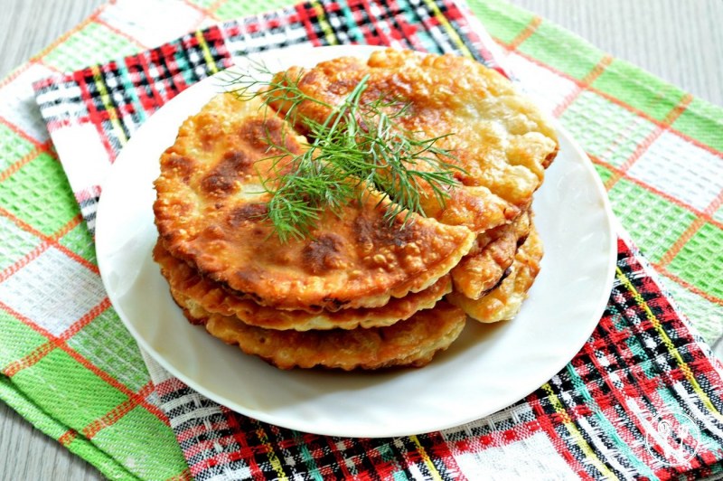 Вкусные чебуреки с мясом
