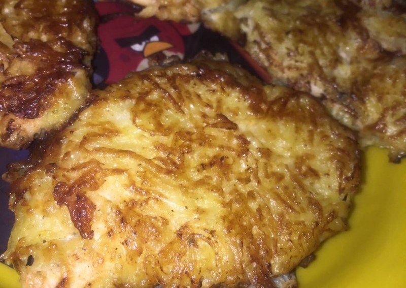 Куриная грудка в картофельной шубке
