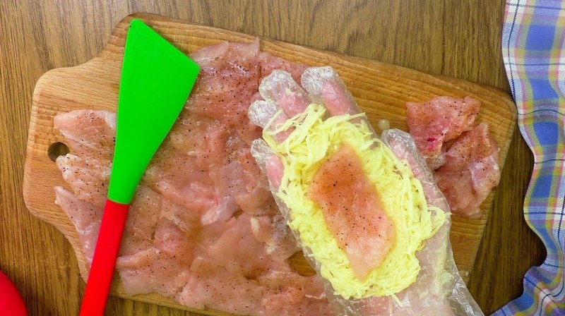 Кот и селедка под шубой