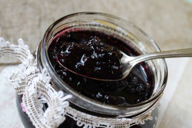 Конфитюр из черной смородины с лимоном и апельсином