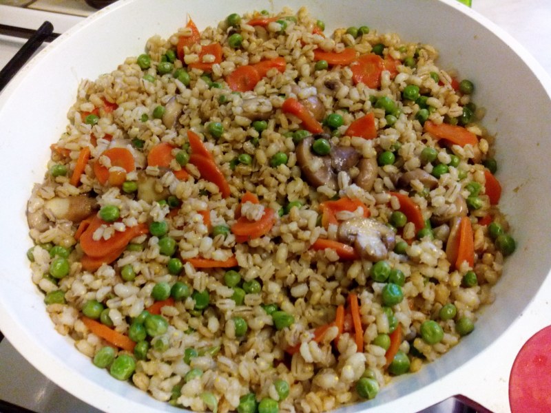 Перловка с куриной грудкой в мультиварке