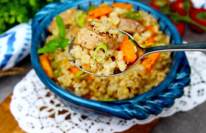 Перловка с мясом