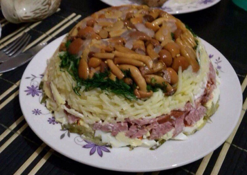 Салат грибная Поляна