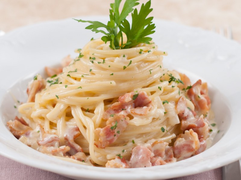 Паста карбонара с курицей