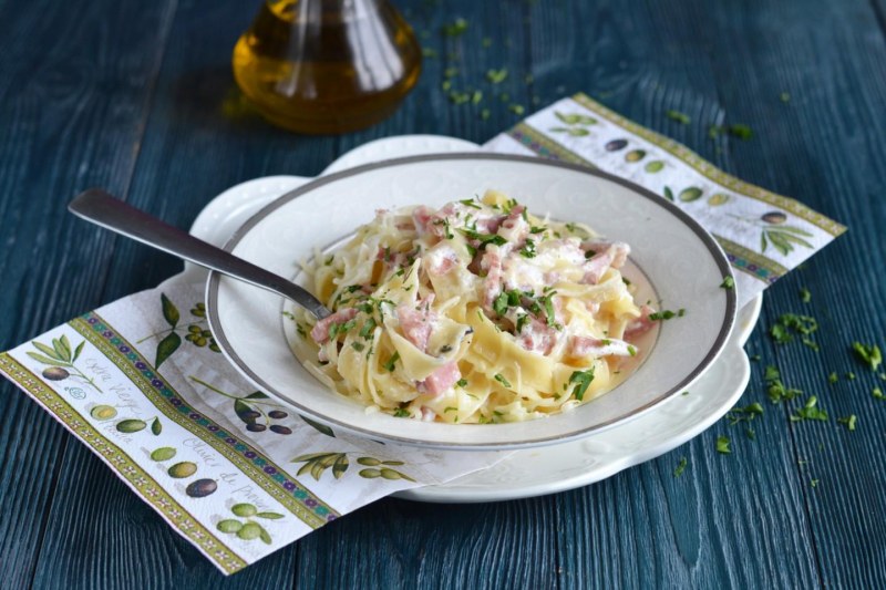 Паста a la Carbonara