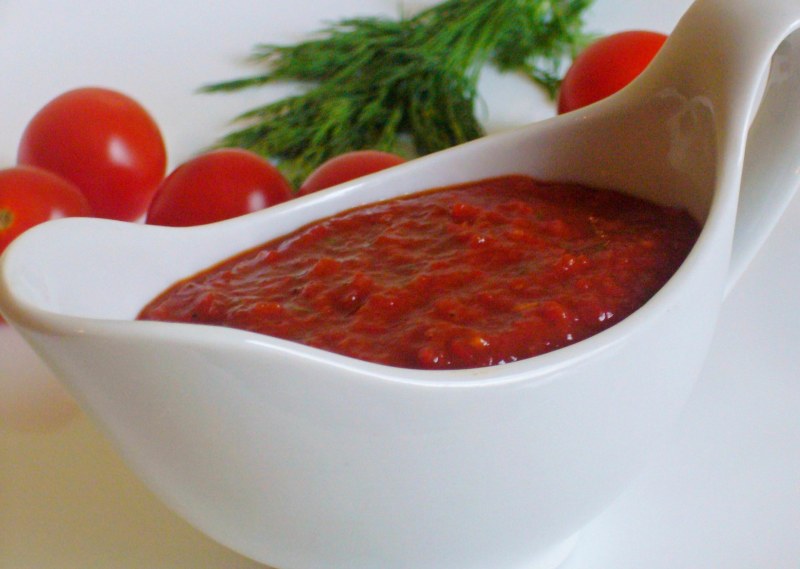 Соусы ткемали и сацебели