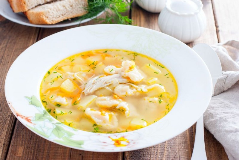 Куриный суп с клецками
