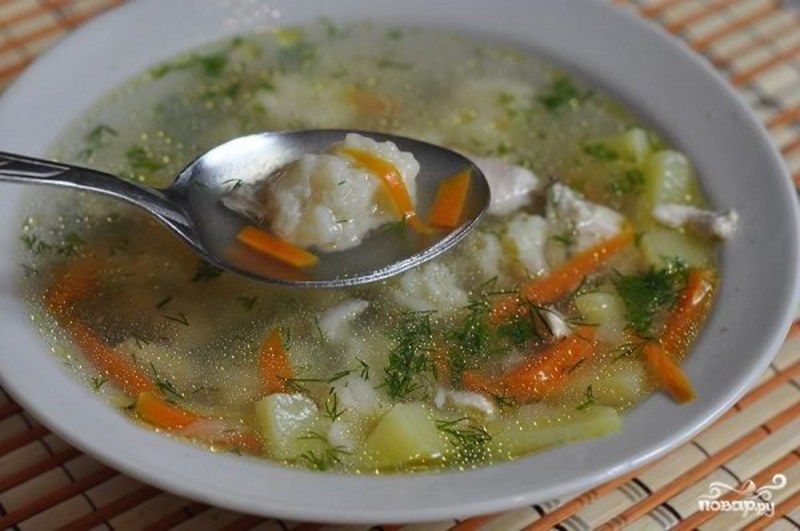 Суп с картофельными клецками на курином бульоне