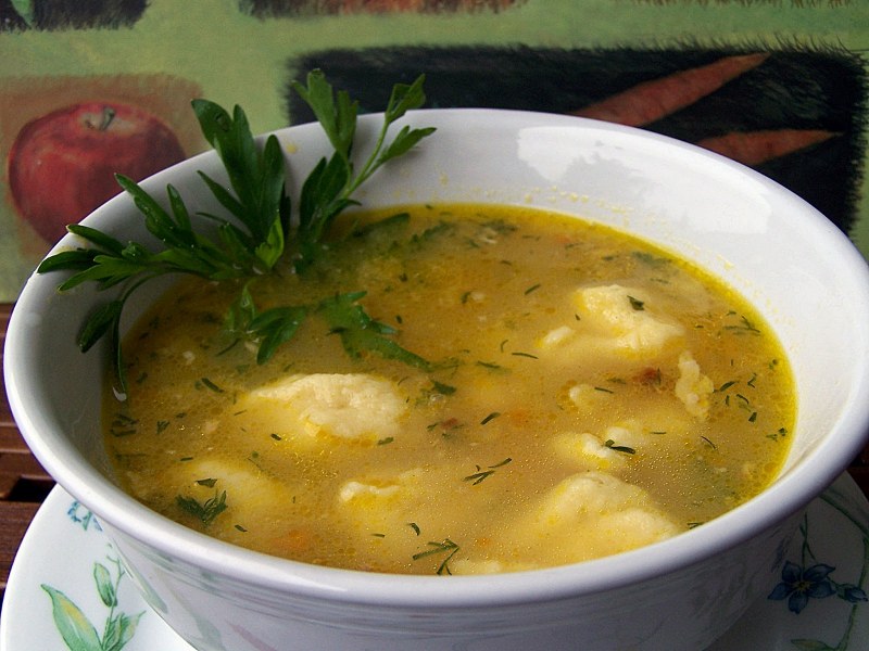 Суп картофельный (с клецками и шпиком)