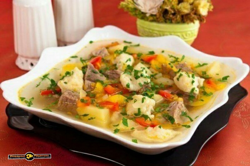 Суп с говядиной и клецками