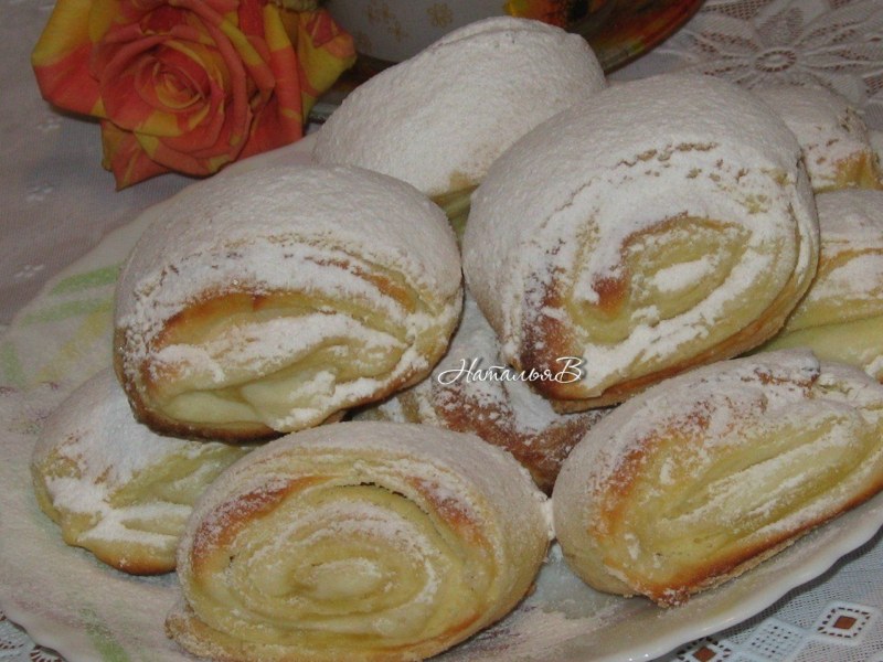 Выпечка с творогом и сметаной в духовке