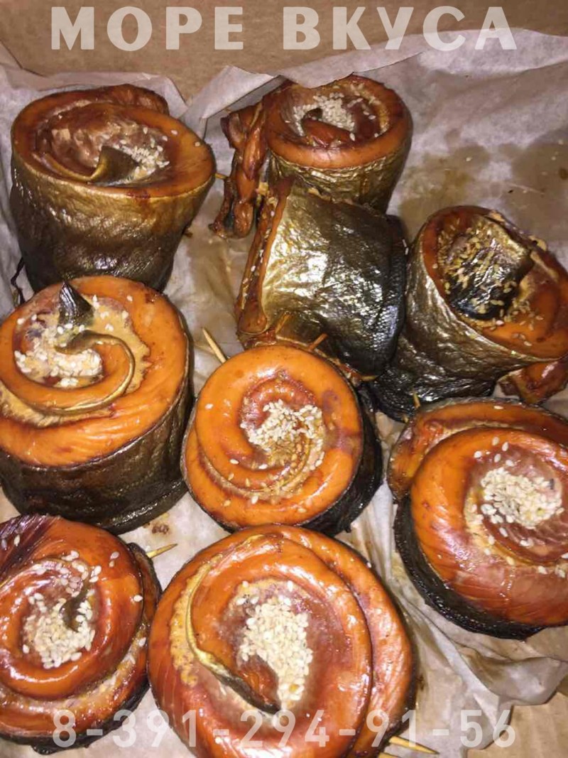 Рулет горбуша скумбрия горячего копчения