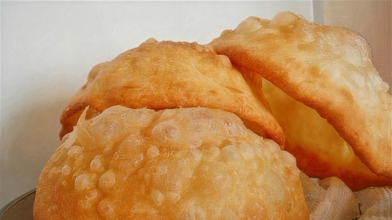 Баурсаки в медовой заливке