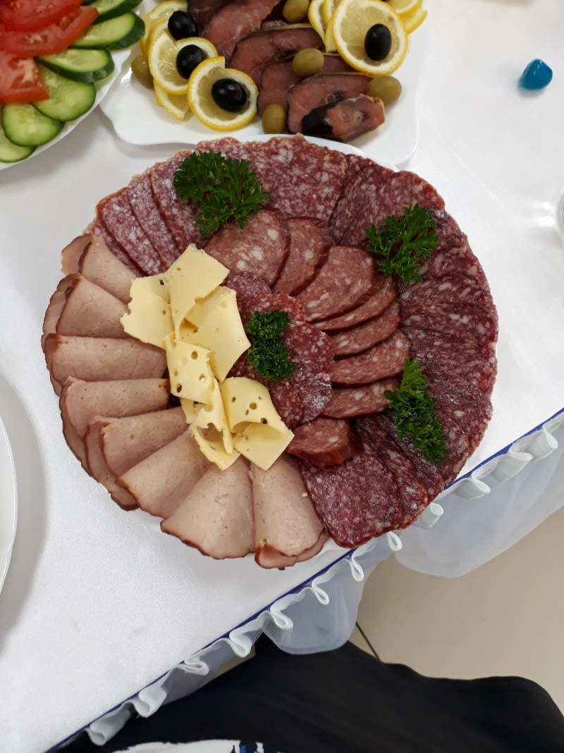 Колбасная нарезка