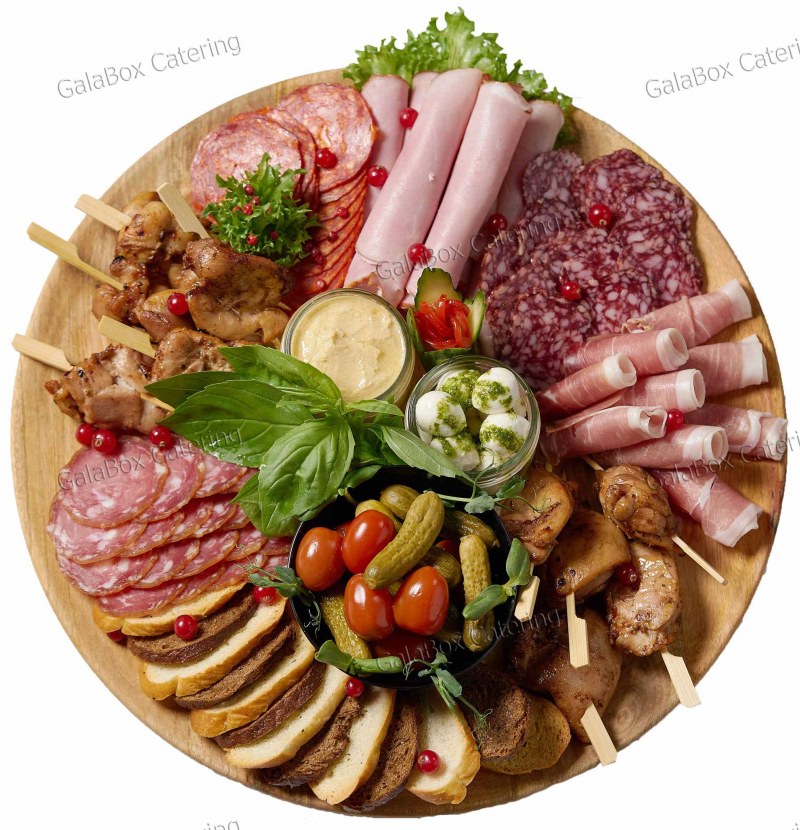 Украшение мясной тарелки