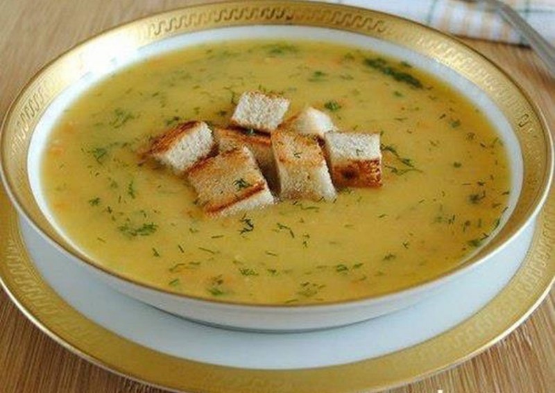 Гороховый суп с копченостями пюре