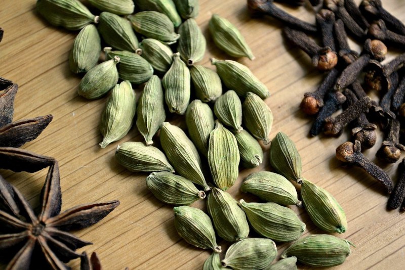 Cardamom (Elettaria cardamomum)