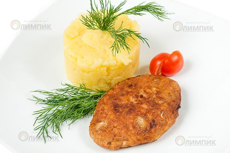 Куриные котлеты с картофельным пюре