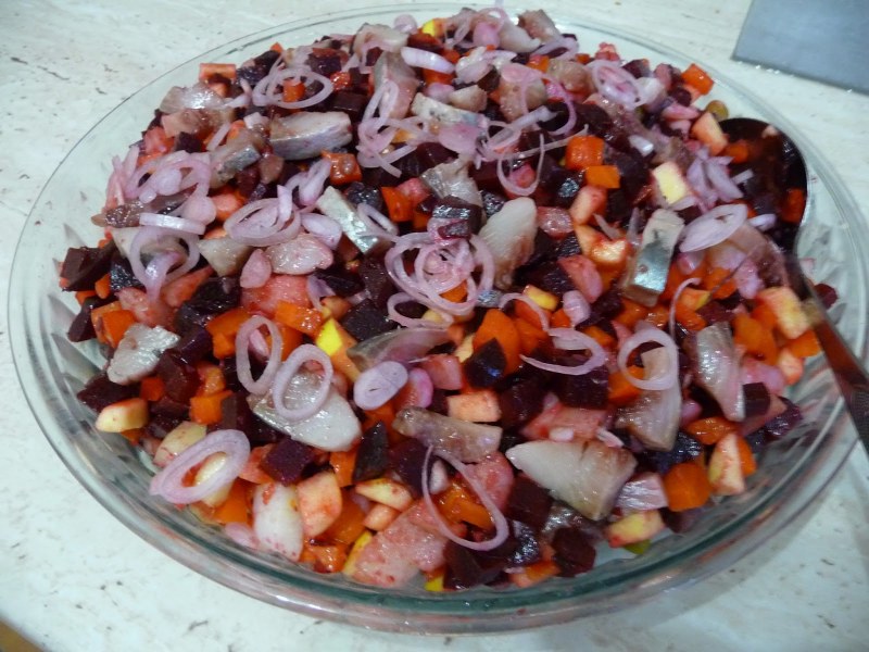 Салат из селедки