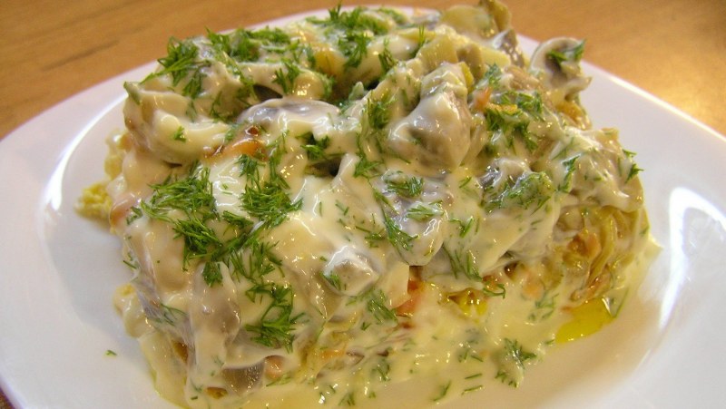 Салат селедка с картошкой