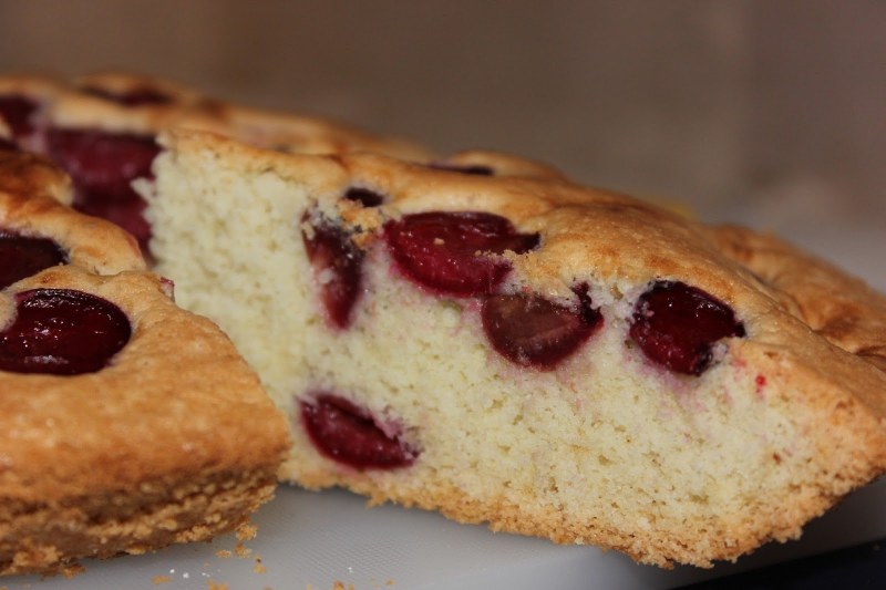 Овсяный пирог с клубникой