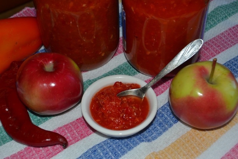 Острая аджика Кобра